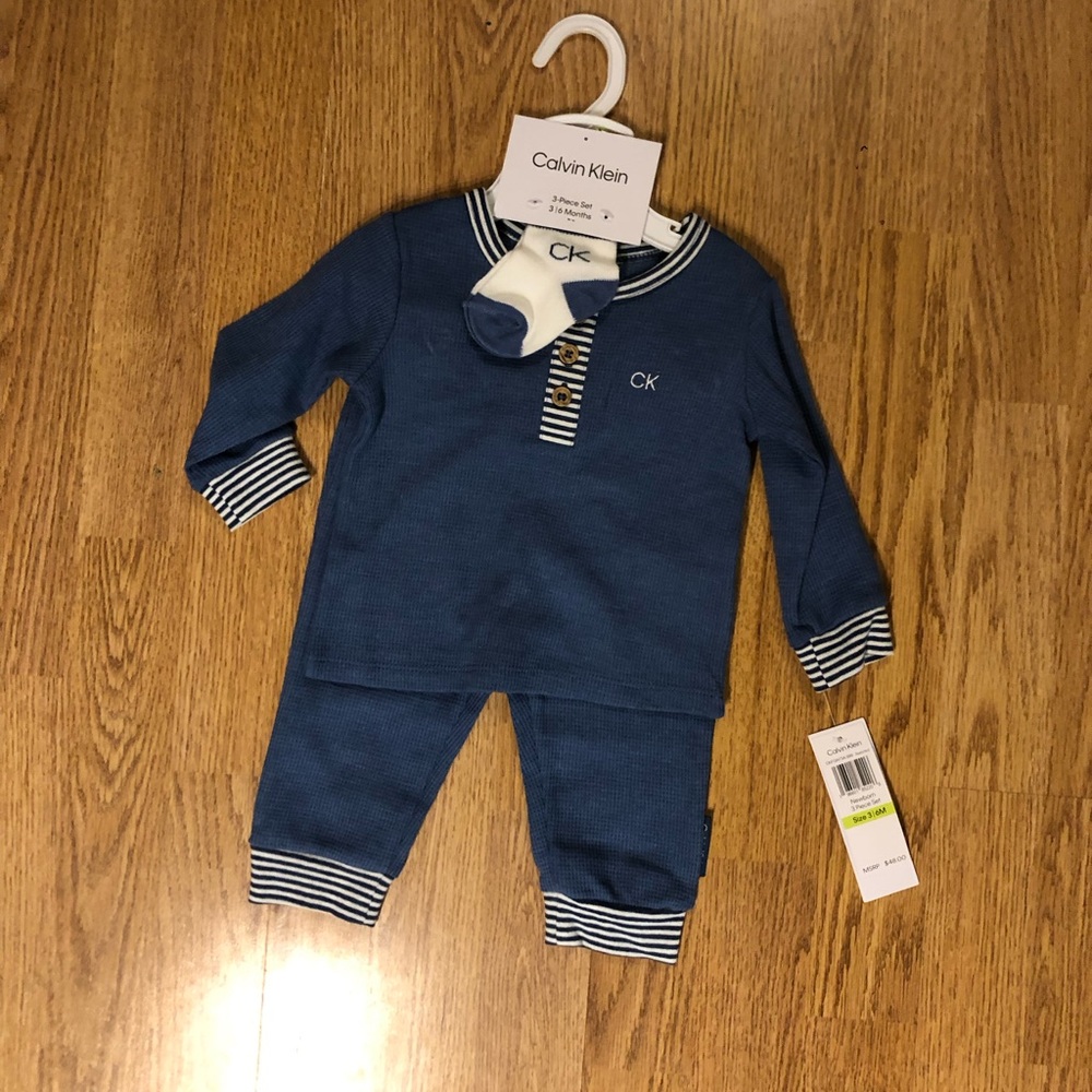 New 3-6m Calvin Klein outfit